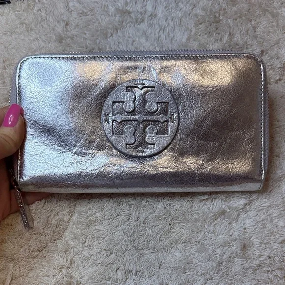 Tory Burch Metallic Leather Continental Zip Around Wallet